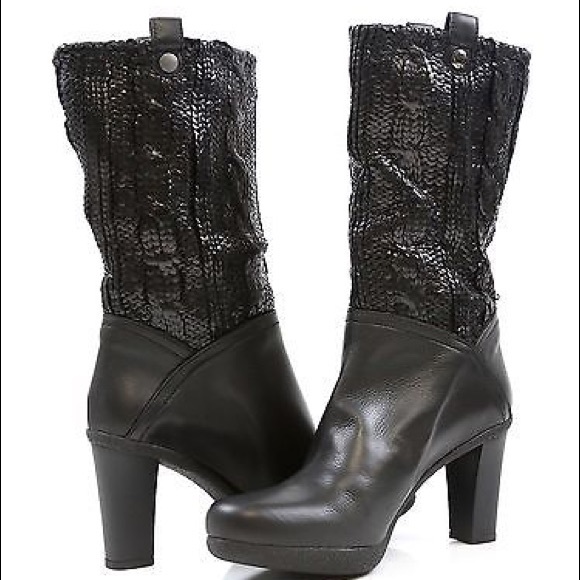 Stuart Weitzman Shoes - Stuart Weitzman Lacquered Black boots Size 6